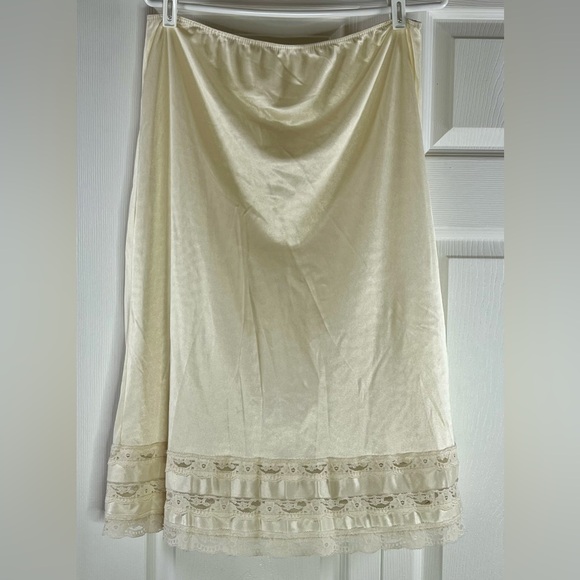 unbranded Other - Vintage Cream Satin Half Slip Lingerie